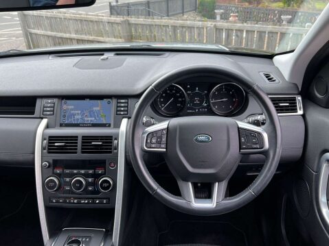 Land Rover Discovery Sport 2.0 TD4 HSE Black Auto 4WD Euro 6 (s/s) 5dr 12