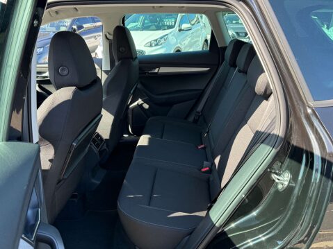 Skoda Karoq 1.5 TSI ACT SE Drive SUV 5dr Petrol DSG Euro 6 (s/s) (150 ps) 15