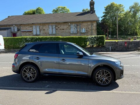 Audi Q5 2.0 Q5 Black Edition 40TDI MHEV Quattro SA 4WD 5dr 8