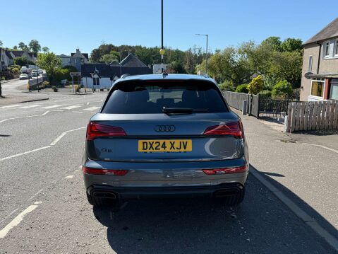Audi Q5 2.0 Q5 Black Edition 40TDI MHEV Quattro SA 4WD 5dr 11