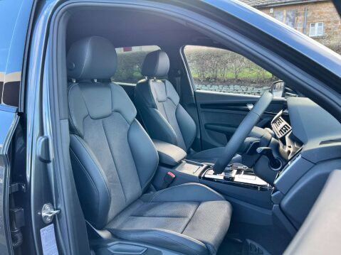 Audi Q5 2.0 Q5 Black Edition 40TDI MHEV Quattro SA 4WD 5dr 12