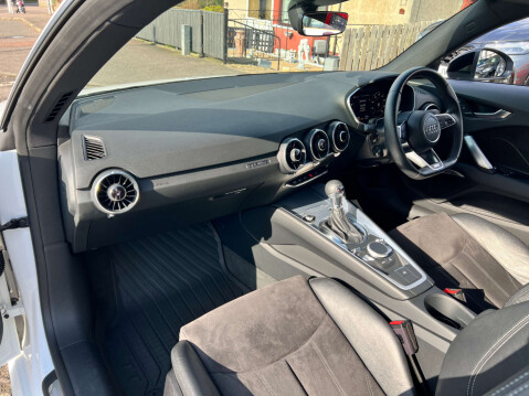 Audi TT 2.0 TT Black Edition TFSI Quattro Semi-Auto 4WD 3dr 15