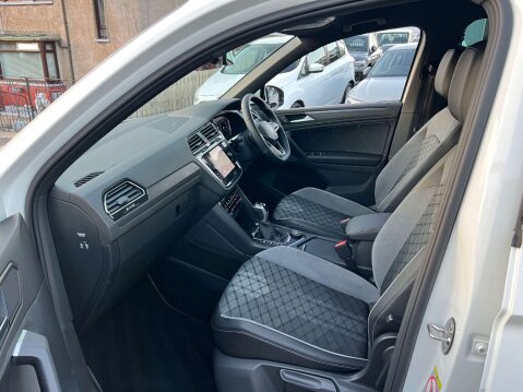 Volkswagen Tiguan 2.0 Tiguan R-Line TSi 4Motion Semi-Auto 4WD 5dr 22