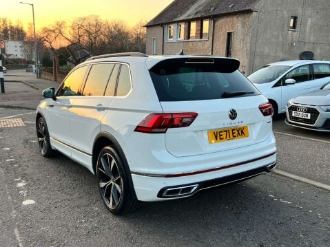 Volkswagen Tiguan 2.0 Tiguan R-Line TSi 4Motion Semi-Auto 4WD 5dr 6