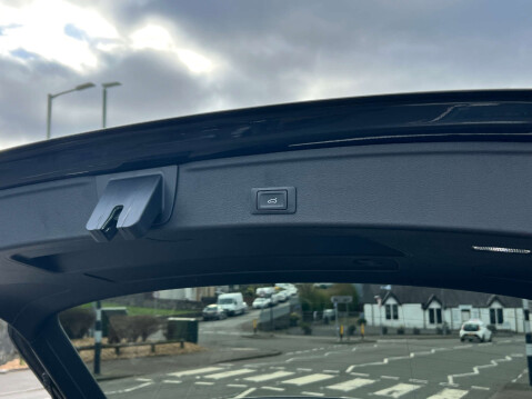 Audi A4 2.0 A4 Black Edition 35 TFSI 5dr 27