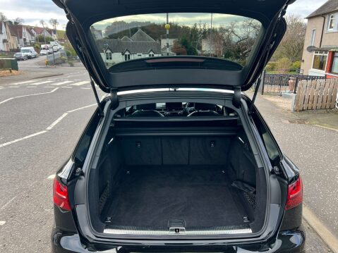 Audi A4 2.0 A4 Black Edition 35 TFSI 5dr 18
