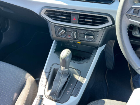SEAT Arona 1.0 Arona SE Technology EcoTSI Semi-Auto 5dr 21