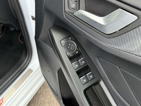 Ford Focus 1.0 Focus ST-Line X 5dr 23