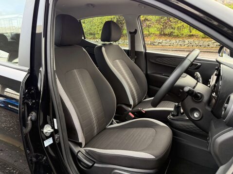 Hyundai i10 1.0 i10 SE Connect MPI 5dr 12