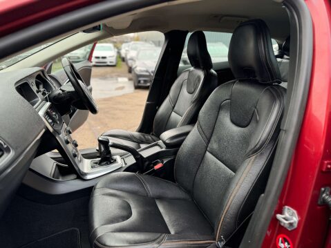 Volvo V40 2.0 V40 Cross Country Professional D2 5dr 66