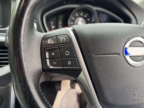 Volvo V40 1.6 V40 Cross Country SE D2 5dr 46