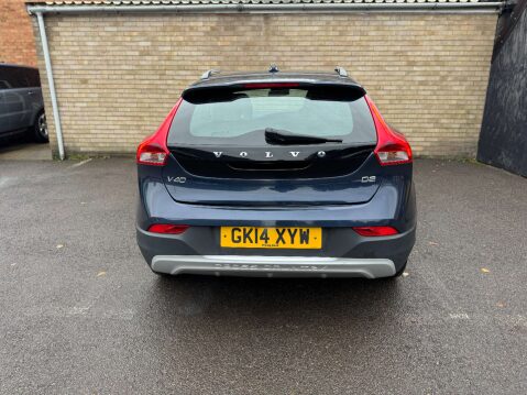 Volvo V40 1.6 V40 Cross Country SE D2 5dr 21