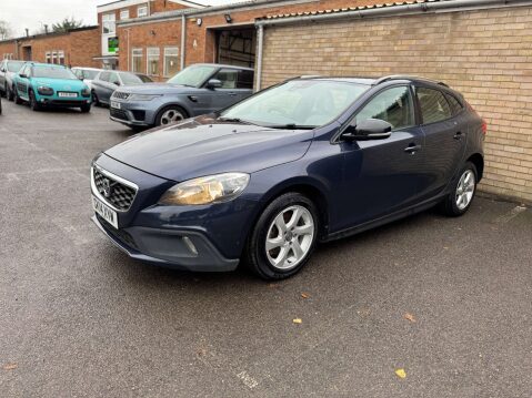 Volvo V40 1.6 V40 Cross Country SE D2 5dr 14