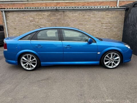 Vauxhall Vectra 2.8 Vectra VXR 5dr 25