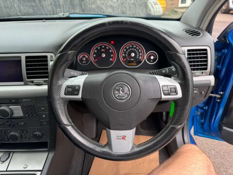 Vauxhall Vectra 2.8 Vectra VXR 5dr 41