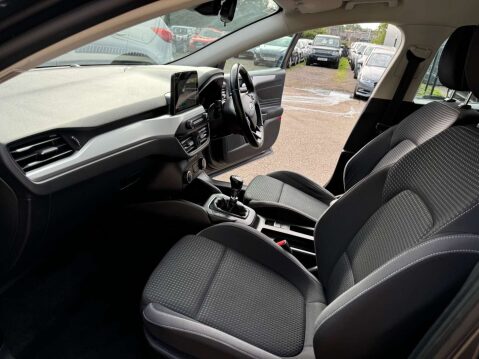 Ford Focus 1.5 Focus Zetec TDCI 5dr 66