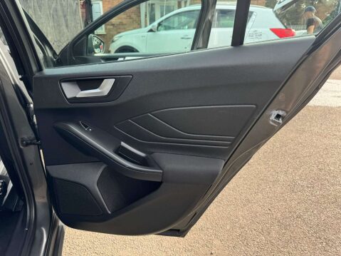 Ford Focus 1.5 Focus Zetec TDCI 5dr 76