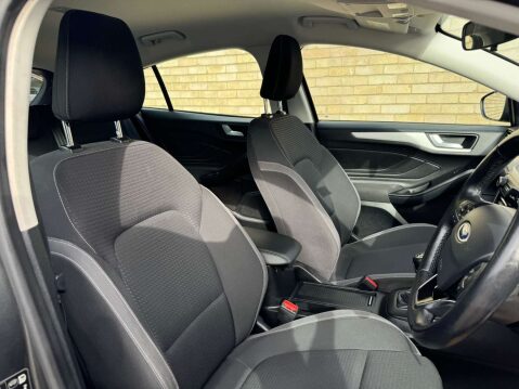 Ford Focus 1.5 Focus Zetec TDCI 5dr 38