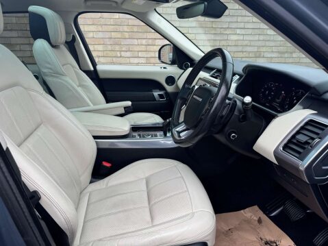 Land Rover Range Rover Sport 3.0 Range Rover Sport HSE SDV6 Auto 4WD 5dr 42