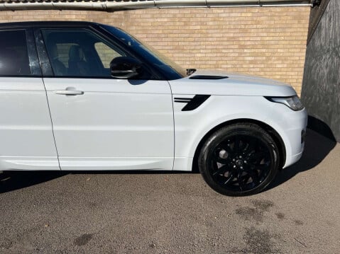 Land Rover Range Rover Sport 3.0 Range Rover Sport HSE SDV6 Auto 4WD 5dr 28