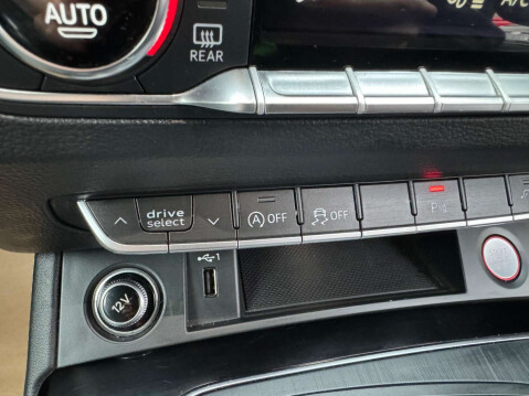 Audi Q5 3.0 SQ5 TFSI Quattro Auto 4WD 5dr 67