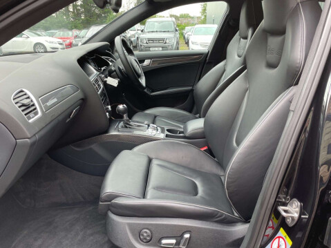 Audi A4 4.2 RS 4 FSI Quattro Auto 4WD 5dr 66