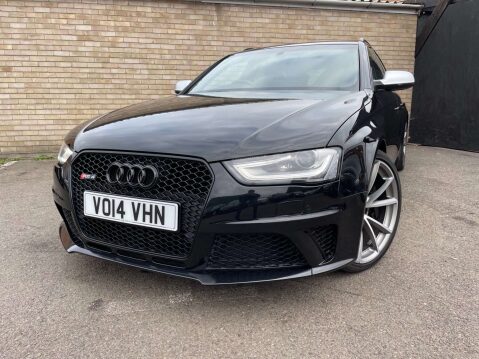 Audi A4 4.2 RS 4 FSI Quattro Auto 4WD 5dr 3