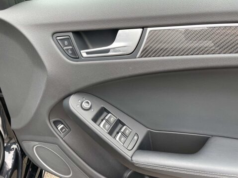 Audi A4 4.2 RS 4 FSI Quattro Auto 4WD 5dr 35
