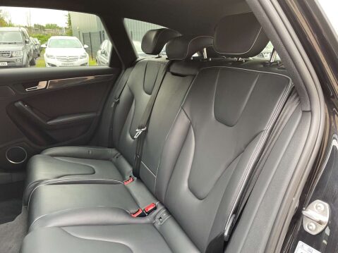 Audi A4 4.2 RS 4 FSI Quattro Auto 4WD 5dr 72