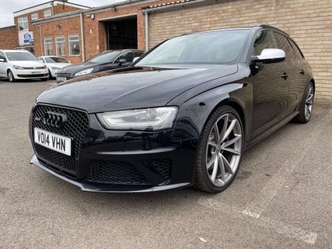 Audi A4 4.2 RS 4 FSI Quattro Auto 4WD 5dr 9