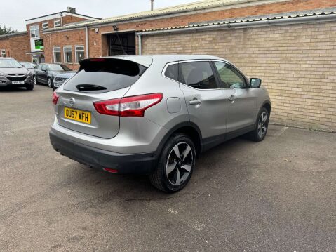 Nissan Qashqai 1.5 Qashqai N-Connecta dCi 5dr 26