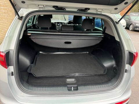 Kia Sportage 1.7 Sportage 2 CRDi ISG 5dr 33