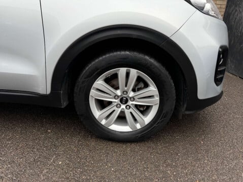 Kia Sportage 1.7 Sportage 2 CRDi ISG 5dr 29