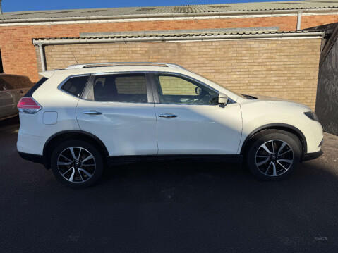 Nissan X-Trail 1.6 X-Trail N-Vision dCi 5dr 28
