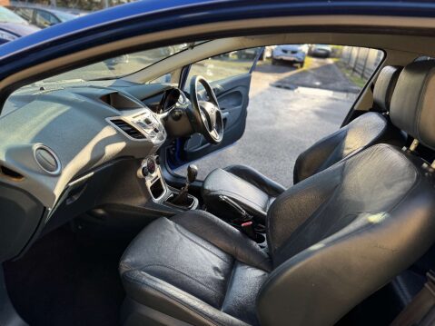 Ford Fiesta 1.6 Fiesta S1600 3dr 69