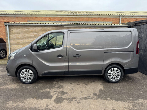 Renault Trafic 1.6 Trafic SL27 Sport Nav dCi 15