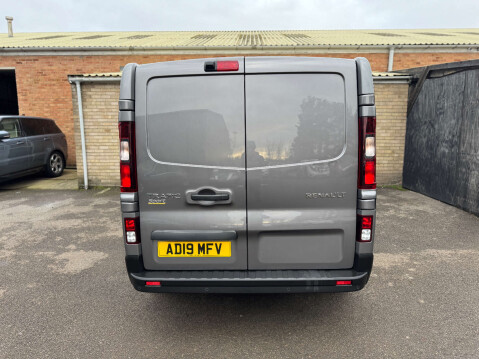 Renault Trafic 1.6 Trafic SL27 Sport Nav dCi 22