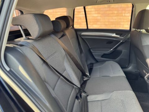 Volkswagen Golf 2.0 Golf SE Nav TDI BlueMotion Technology 5dr 83