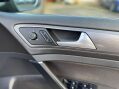 Volkswagen Golf 2.0 Golf SE Nav TDI BlueMotion Technology 5dr 40