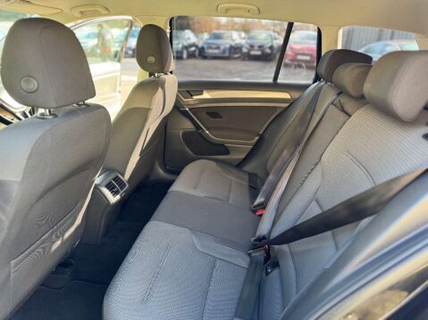 Volkswagen Golf 2.0 Golf SE Nav TDI BlueMotion Technology 5dr 78