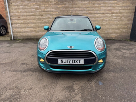 Mini Convertible 1.5 Cooper 2dr 9