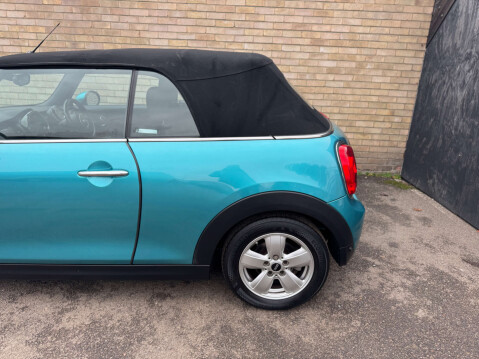 Mini Convertible 1.5 Cooper 2dr 20