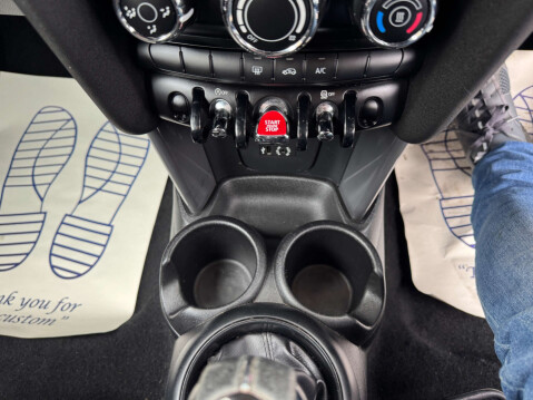 Mini Convertible 1.5 Cooper 2dr 69