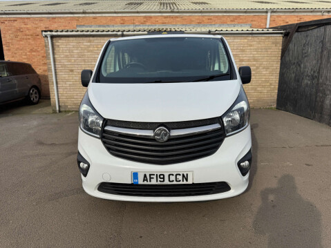 Vauxhall Vivaro 1.6 Vivaro 2900 Sportive CDTi Bi-T S/S 8