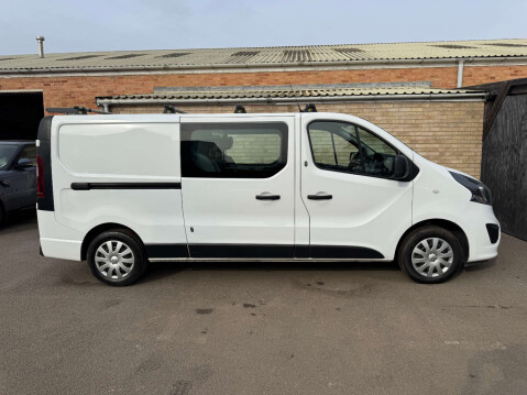 Vauxhall Vivaro 1.6 Vivaro 2900 Sportive CDTi Bi-T S/S 28