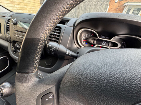 Vauxhall Vivaro 1.6 Vivaro 2900 Sportive CDTi Bi-T S/S 50
