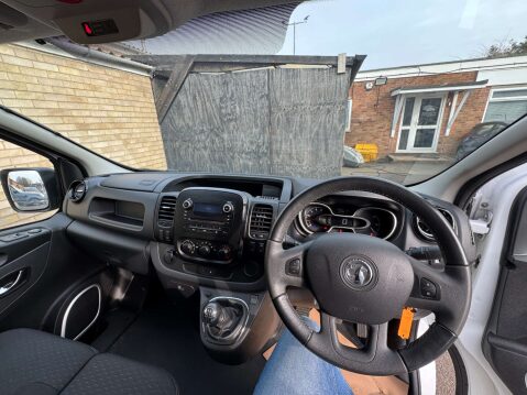 Vauxhall Vivaro 1.6 Vivaro 2900 Sportive CDTi Bi-T S/S 46