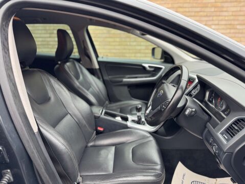 Volvo XC60 2.4 XC60 SE Luxury Nav D5 AWD 4WD 5dr 43