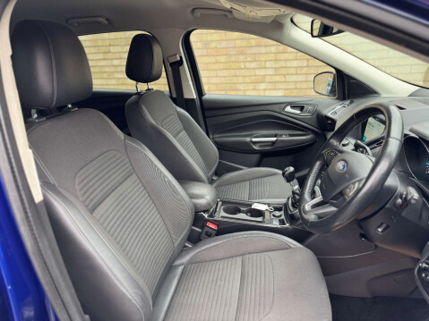 Ford Kuga 2.0 Kuga Titanium TDCi 4x4 4WD 5dr 43