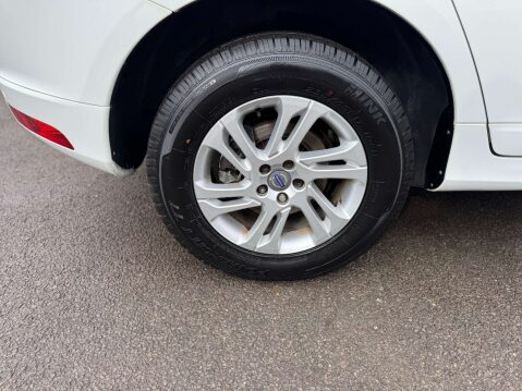 Volvo XC60 2.0 XC60 SE D4 5dr 34